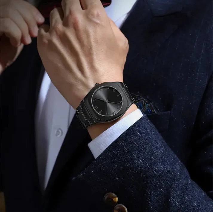 Black Aura Men’s Watch – Luxury Stainless Steel Timepiece