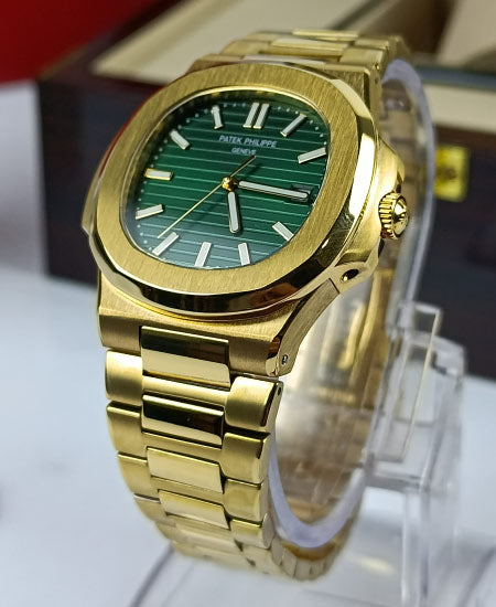 Patek Philippe Men’s Watch – Luxury Golden Metal Timepiece with Green Dial